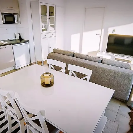 T3 Au Lavandou Avec Piscine, 6 Pers, 900m - Fr-1-803-97 Le Lavandou