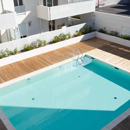 T3 Au Lavandou Avec Piscine, 6 Pers, 900m - Fr-1-803-97 * Le Lavandou